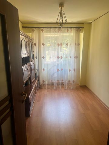 Apartament 3 camere în zona FANTANELE - Photo 2
