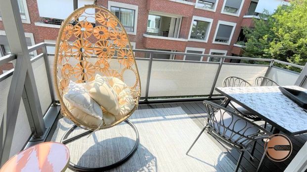 DÉCOUVREZ LA VIE ÉLÉGANTE À PROXIMITÉ IMMÉDIATE DU LAC DE ZURICH - Foto 1