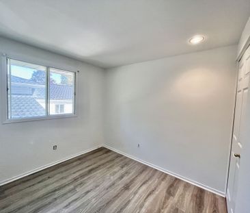 For Lease - 120 Hawthorne Road Unit# 1, London North, Ontario - Photo 6