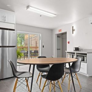 1 CH - 1 SDB - Trois-Rivières - $850 /mo - Photo 2
