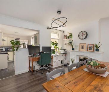 3 bedroom terraced house to rent - Photo 2