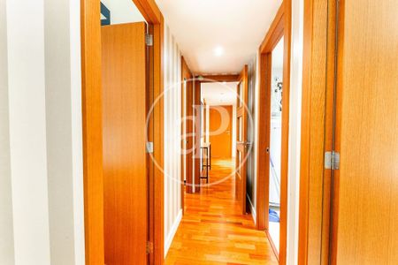 Luxury Apartment for rent in L'Hospitalet de Llobregat, Catalonia - Photo 3