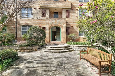 Fully furnished coastal retreat - Photo 4