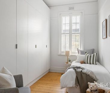 Edwardian charm with a chic infusion - 6 MONTH LEASE WITH POSSIBLE ... - Photo 5