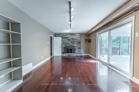 For Lease - 35 Brumwell Street, Toronto, Ontario - Photo 2