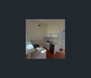 Picturesque cottage - Photo 2