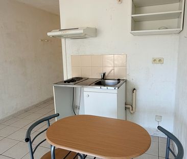 Location Appartement 1 pièce 22m² TOULON 83100 - Photo 1