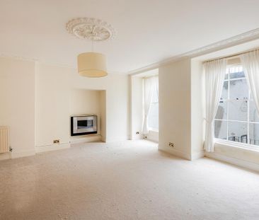 3 bedroom flat to rent - Photo 1