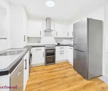 2 bedroom terraced house to rent - Photo 1