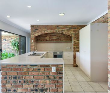 6 Errogie Place, Fig Tree Pocket QLD 4069 - House For Rent | Domain - Photo 1