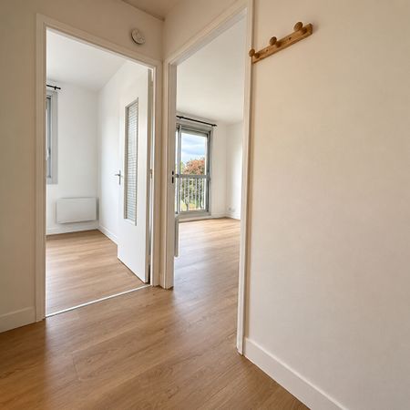 Location Appartement 1 pièce 28m² - Photo 3