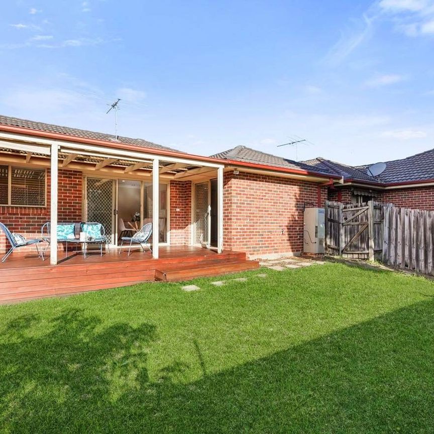 3 Bedroom Villa Centrally Located - Photo 1