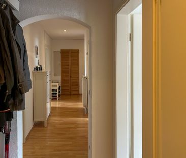 Gemütliche Dachgeschosswohnung mit Balkon – Hier wartet Ihr neues Z... - Photo 1