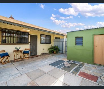 2 Bedroom Character Cottage in Exceptional Location - Photo 5