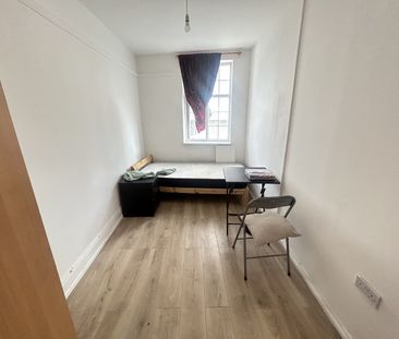 5 Bed Maisonette, High Street, CR0 - Photo 2