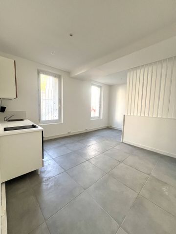 Appartement 1 pièces 30m2 MARSEILLE 4EME 680 euros - Photo 5