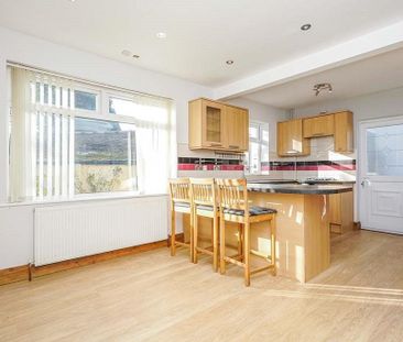 3 bedroom semi-detached house to rent - Photo 2