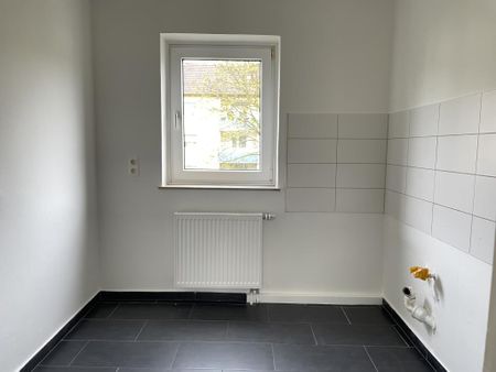 3-Zimmer-Wohnung mit Balkon in Gütersloh-Innenstadt mieten - Photo 4