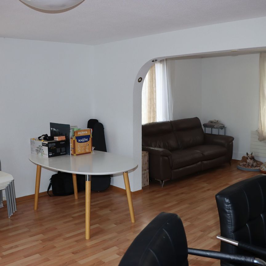 Bright 4.5-room apartment with balcony in Derendingen - Photo 1