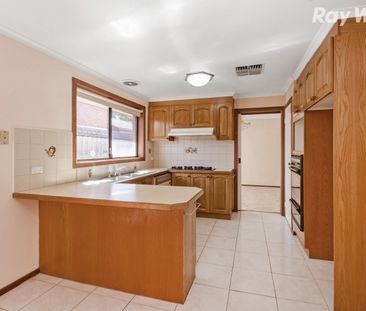 Spacious Family Comfort Across Two Storeys - Photo 5