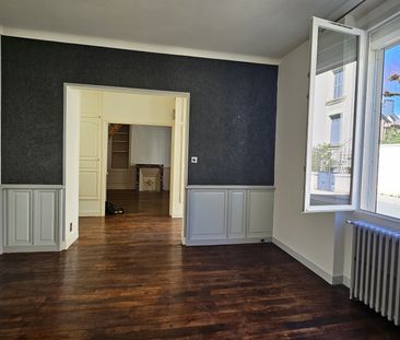 Location Maison 5 pièces 84m² CHASSENEUIL DU POITOU 86360 - Photo 3