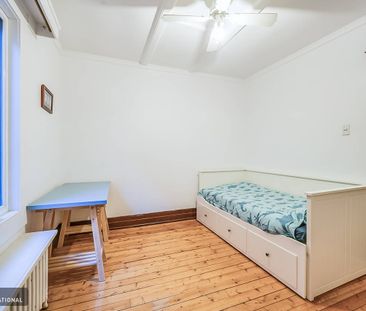 House for rent in Villeray | Semi-furnished and spacious - Photo 6