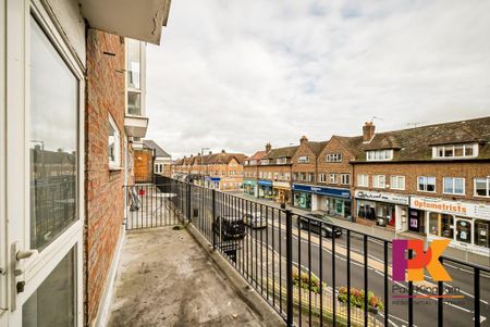 3 bedroom maisonette to rent - Photo 2