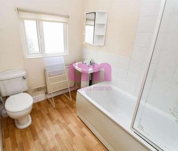 College Road, Grays, RM17 - Photo 2