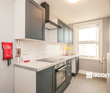 Flat to rent - Penge Road, London, SE20 - Photo 3