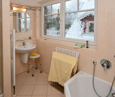 Möblierte großzügige 3-Zimmer-Wohnung mit 110 m² in Hamburg-Iserbro... - Foto 6