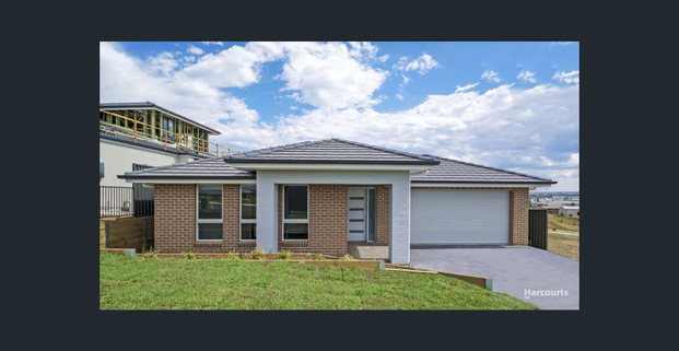 Ideal Family Home! - Photo 1