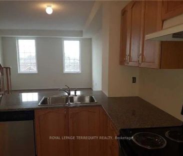 Condo Townhouse For Lease | E9354383 - Photo 5