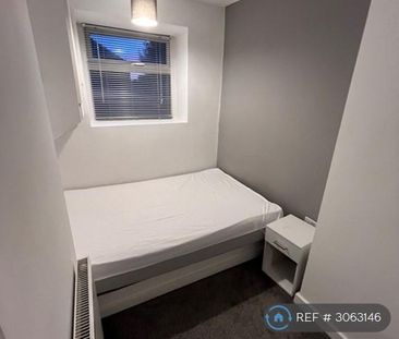 3 bedroom terraced house to rent - Photo 6