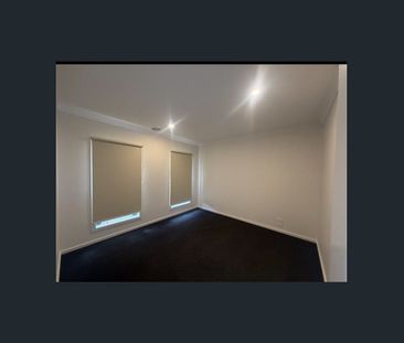 Brand New Family Home - Photo 2