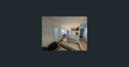 Spacious & Stylish with a quality finish - Photo 2