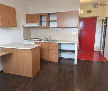 Pronájem bytu 1+kk 20 m² - Photo 1