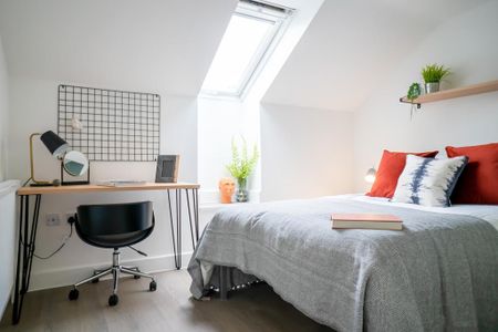 3 bedroom flat to rent - Photo 5