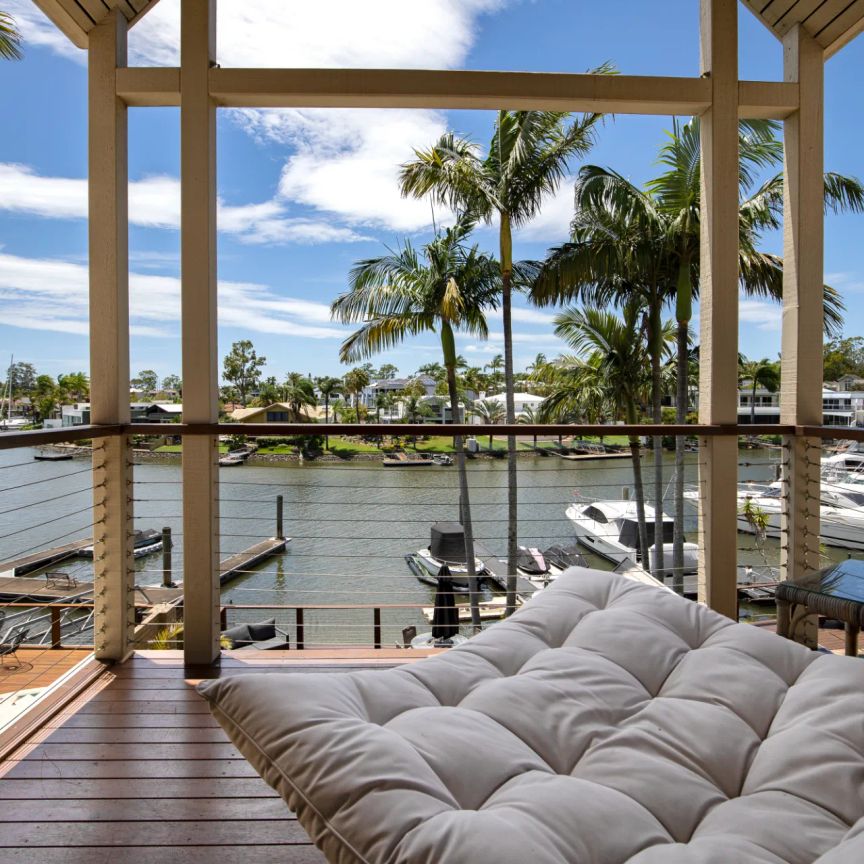 6 Month Lease - Opportunity to be Waterfront in Queensland's Best Address - Photo 1