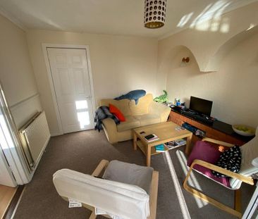 4 bedroom terraced house to rent - Photo 6