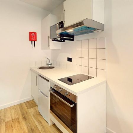 Studio to rent - Photo 3