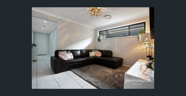 Modern 3-Bedroom Home in Great Location - Photo 1