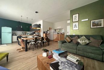 Porzione di bifamiliare in affitto