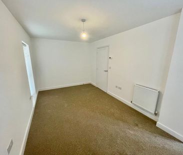 2 bedroom semi-detached house to rent - Photo 1