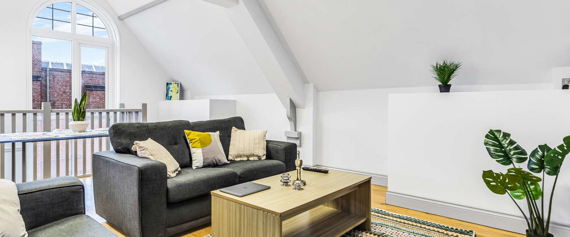 Blue Penthouse Room 6 - Photo 1