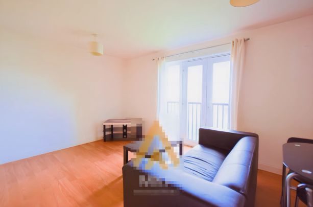 2 Bedroom 1 Bathroom - Photo 1