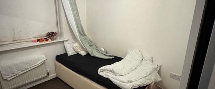 Room in a Shared House, Harlesden Road, NW10 - Photo 1