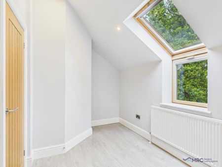 2 bedroom semi-detached house to rent - Photo 4