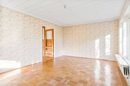 Rektorsvägen, Eskilstuna - Photo 2