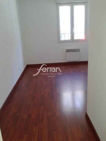 Location Appartement 3 pièces 62m² DRAGUIGNAN 83300 - Photo 4