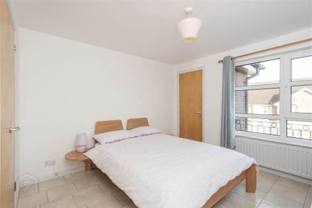 18 Richmond Heights, Holywood, BT18 9TF - Photo 3